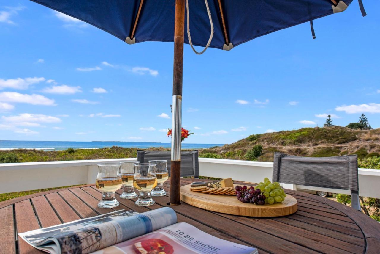Oceanside Bach - Mount Maunganui Holiday Home Bagian luar foto