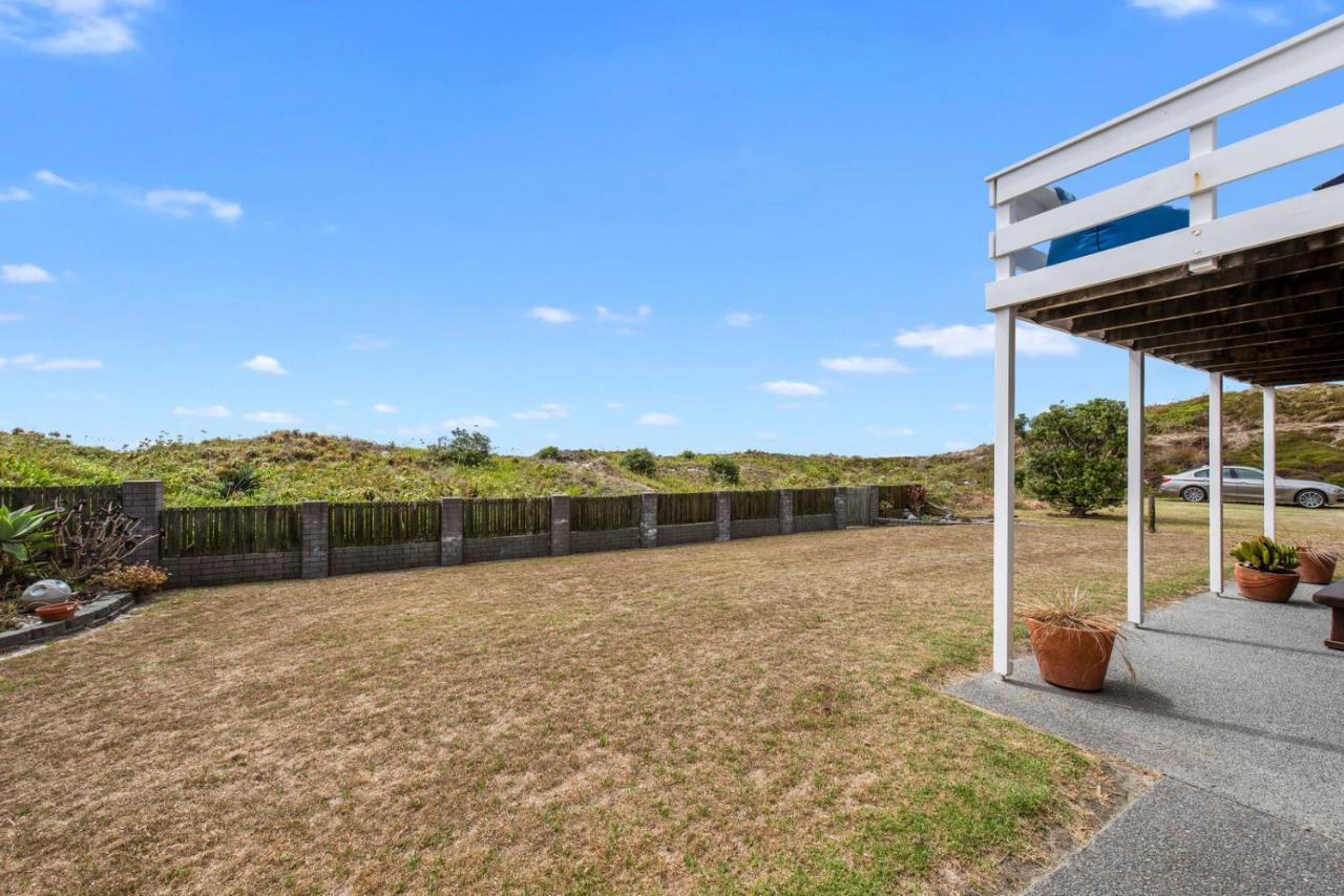 Oceanside Bach - Mount Maunganui Holiday Home Bagian luar foto
