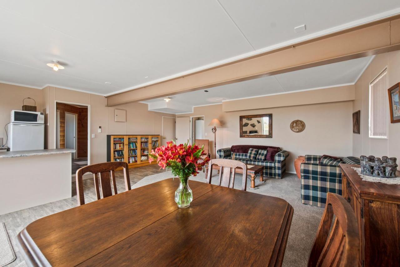 Oceanside Bach - Mount Maunganui Holiday Home Bagian luar foto