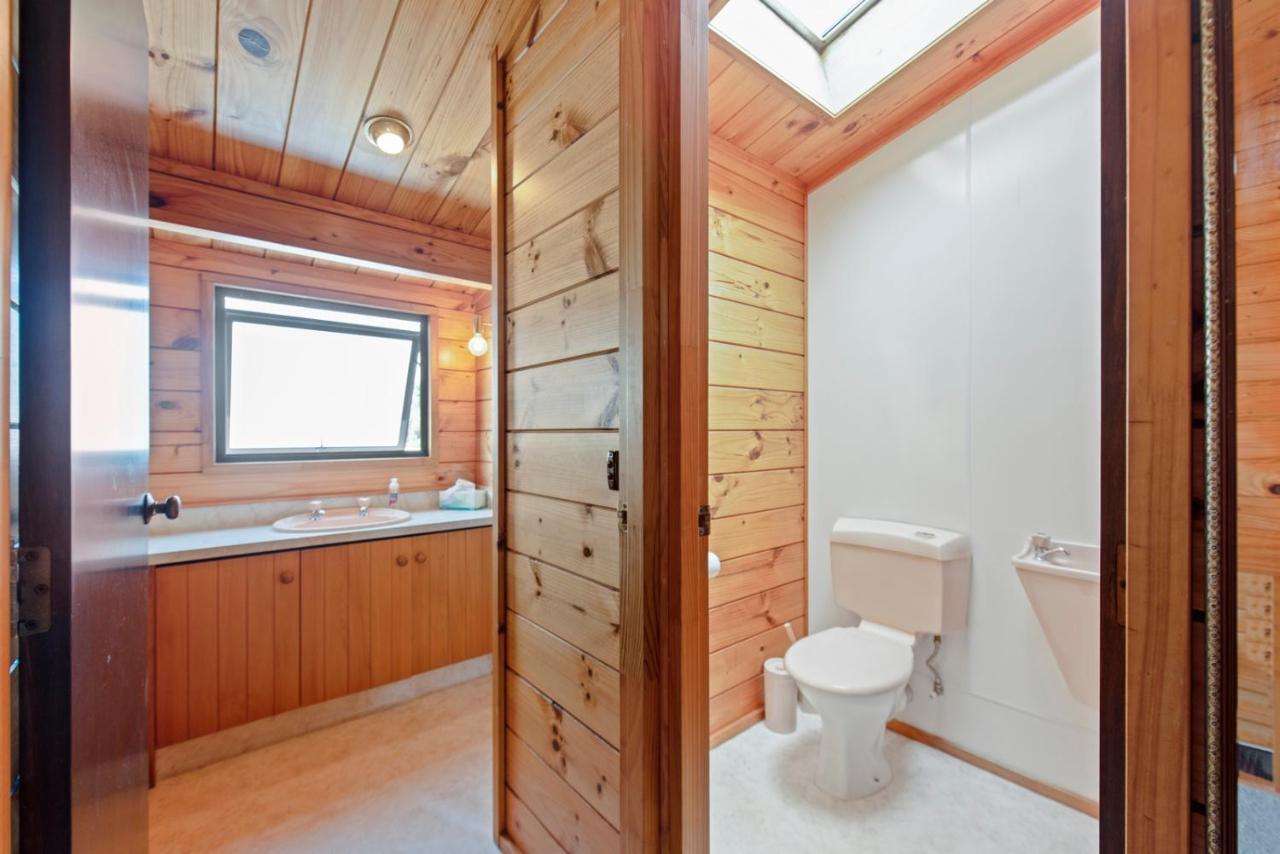 Oceanside Bach - Mount Maunganui Holiday Home Bagian luar foto